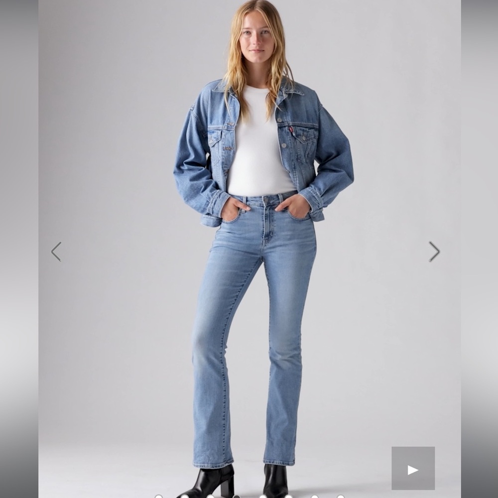 Levi’s 725 High Rose Boot Cut Women's Blue Denim Jeans